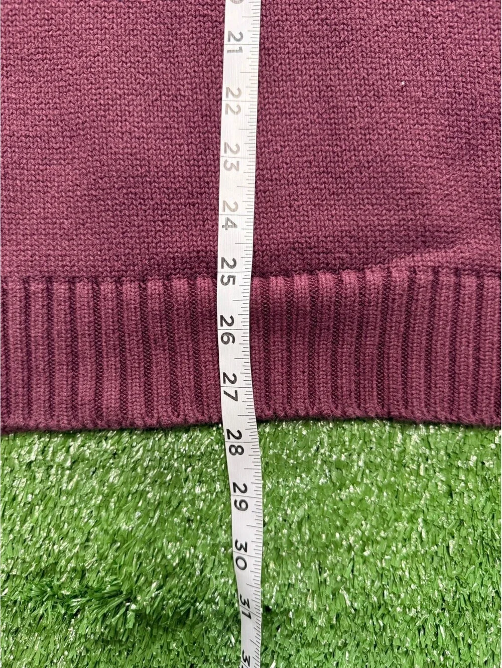 Vintage Tommy Hilfiger Crewneck Sweater | No Tagged/ Fit L